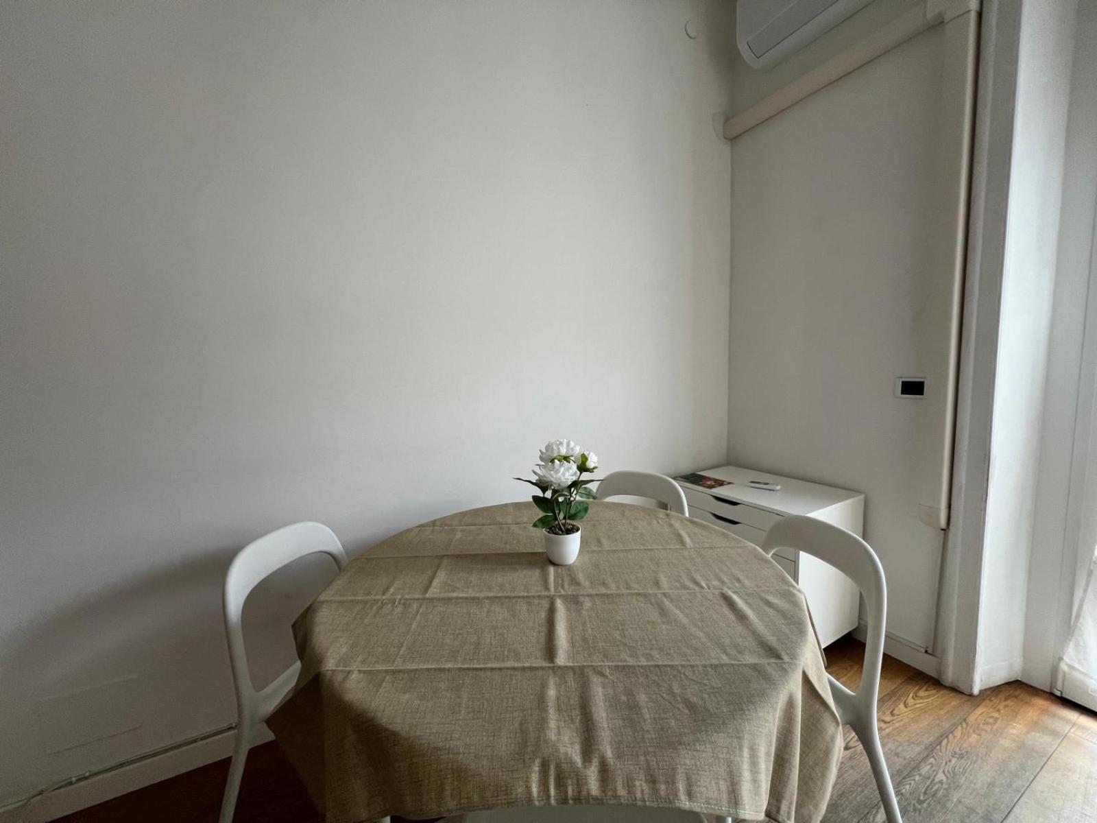 San Gregorio Apartment *
